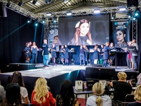Makeup artist Prague