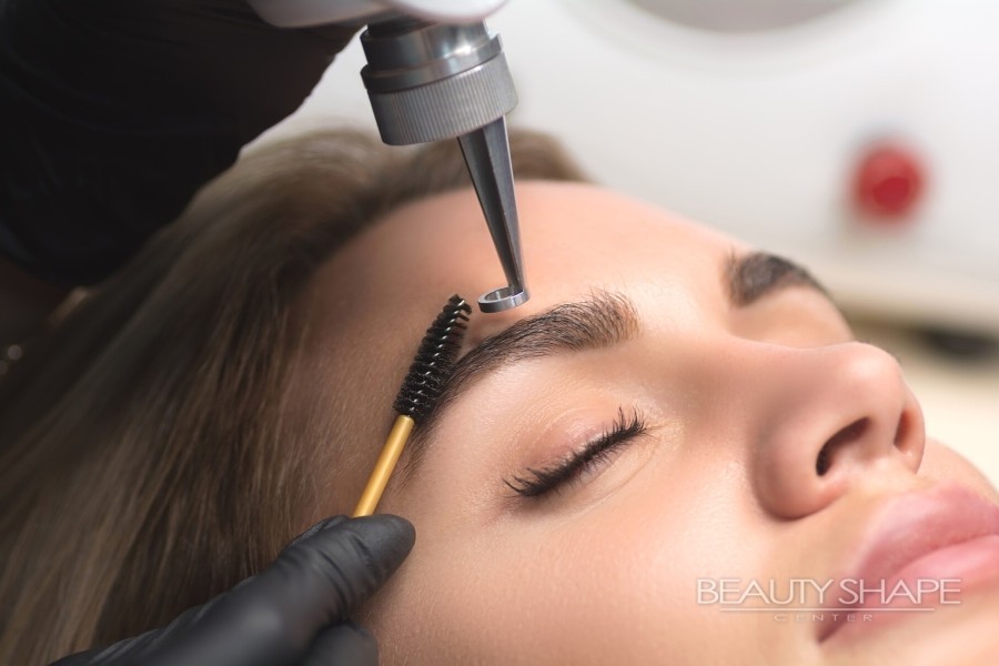 Permanent makeup laser removal v Praze