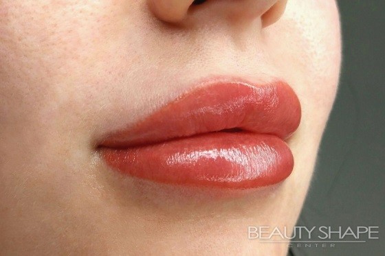 permanent aquarelle lips